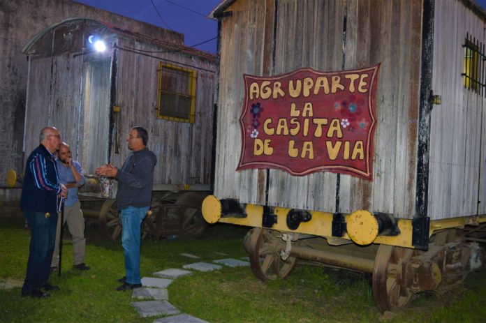 gorosito-casita-via