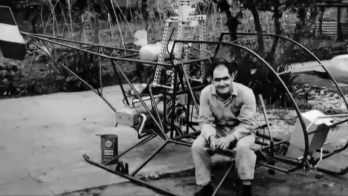 Pirincho Cicaré y uno de sus primeros helicópteros
