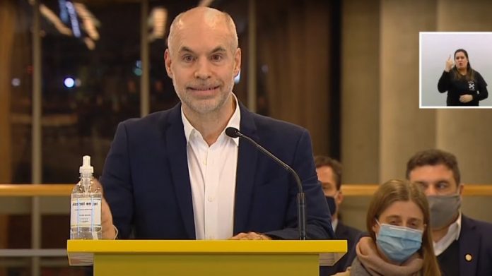 el-jefe-gobierno-porteno-horacio-rodriguez-larreta-brindo-una-conferencia-prensa-un-dia-despues-la-quita-un-punto-coparticipacion