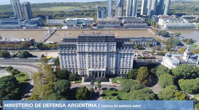 Acto de desagravio y homenaje a soldados desaparecidos en el Ministerio de Defensa Acto de desagravio y homenaje a soldados desaparecidos en el Ministerio de Defensa