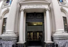 Los Bancos cambiarían el horario de atención al público a partir del lunes próximo