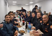 Cena por el día Nacional del Bombero Voluntario