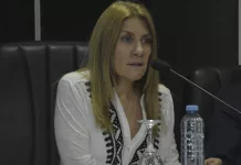 Alejandra Lordén presentó un proyecto instando al gobierno provincial a luchar contra las patologías que generan las pantallas