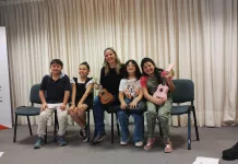Presentación del taller de ukelele en Cooparte