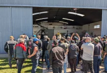 Por el 66° Rally: Motos Antiguas visitaron la Fabrica Cicaré Helicópteros
