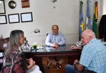 José Luis Salomón y la Secretaria de Gobierno Viviana Rodríguez recibieron a Jorge Di Zeo Presidente de la Fundación Soba Parrondo