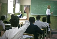 Tras el temporal y las inundaciones, vuelven las clases a Bahía Blanca