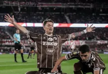 Platense dio el golpe en el Monumental y eliminó a River