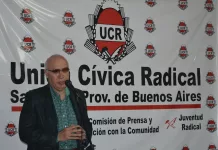 “Debemos votar, porque votar debe ser la expresión del compromiso con nuestra ciudad, con el país, con nosotros mismos, con los demás. Podemos votar para apoyar una gestión, para censurar una gestión o para plantear una opción diferente. No nos está permitido la indiferencia.”