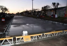 Se continúa con la colocación de hormigón en las dos cuadras restantes de la Avenida Ibañez Frocham