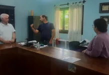 Fernando Arrospide visitó la Delegación de Del Carril donde mantuvo una reunión con el Delegado de la localidad Dr. Davel Ohyanart y Gladis Achili