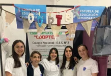 La cooperativa textil de la ES 2 Manuel Pardal, participo del encuentro entramando comunidad.-