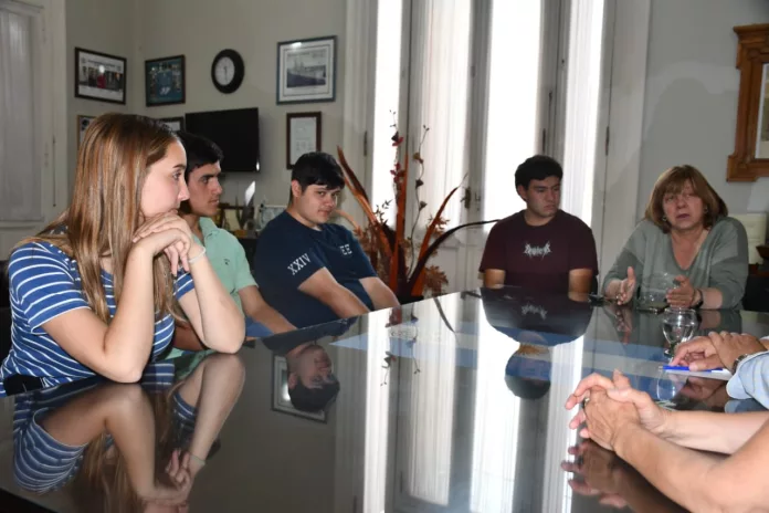 WhatsApp Image 2025-11-20 at 09.47.28