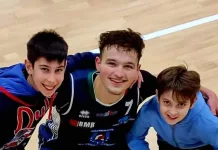 Básquet: Santiago Mazza admirado por jóvenes fanáticos italianos