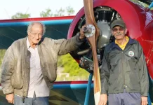 Antonio García (73) presente en el 7° Rally de Saladillo, construyó la réplica del Varón Rojo a escala real