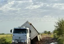 La Delegación de Cazón realiza tareas de mantenimiento en distintos puntos de los caminos rurales