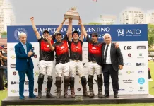 El saladillense Miguel Di Pasquale en la premiación del 83° Abierto Argentino de Pato