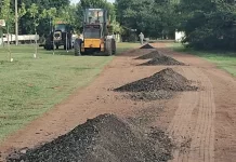 Equipos y personal del municipio realizaron trabajos de acondicionamiento general y colocación de rap en la zona de la pista de manejo y proximidades del edificio del CURS