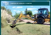 personal de la dirección de mantenimiento de la red vial se encuentra realizando limpieza tanto en caminos rurales como en cunetas en la planta urbana